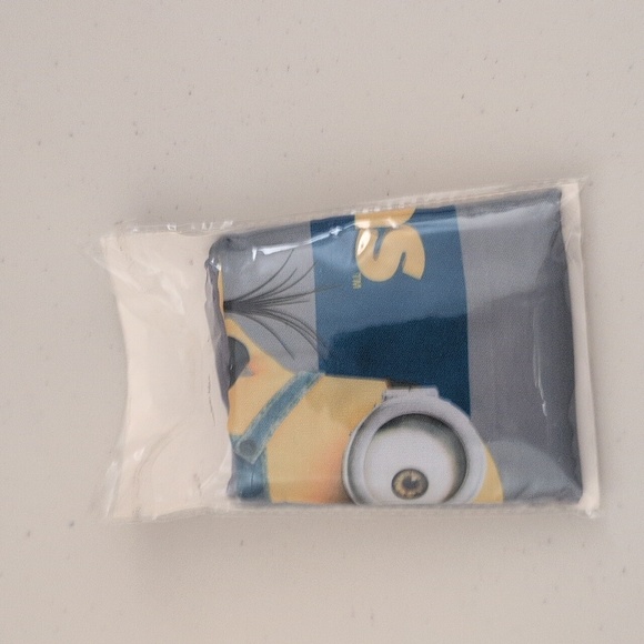 NIB - Minions Drawstring Backpack - Picture 2 of 4